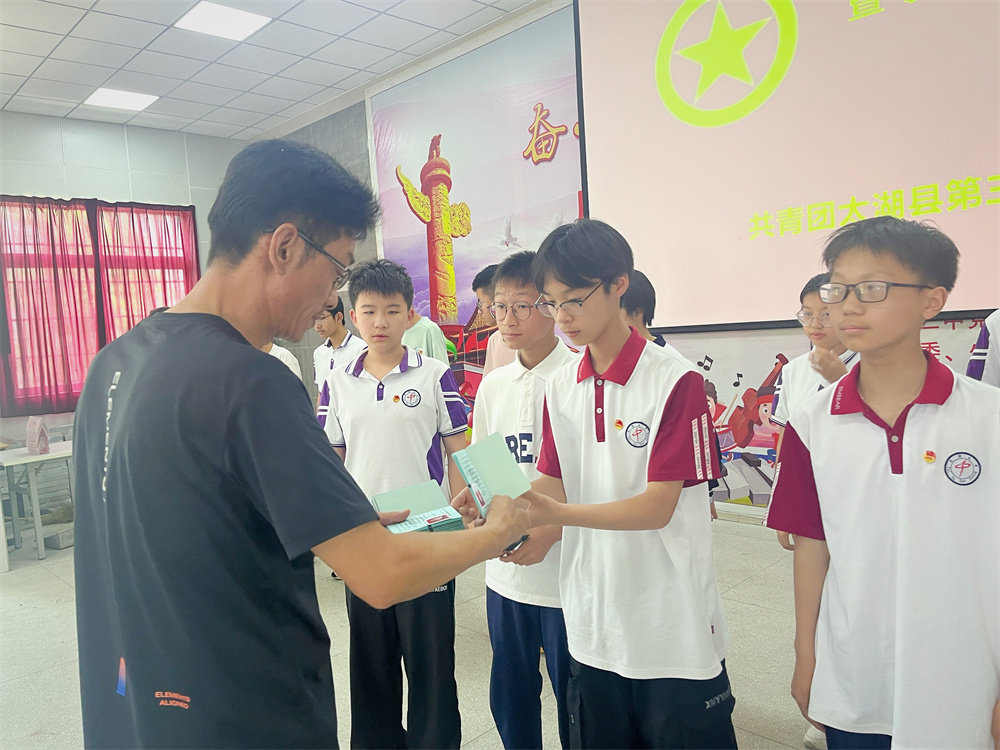 4d40eb3bba8dd007d9838662ec5a73b.jpg
